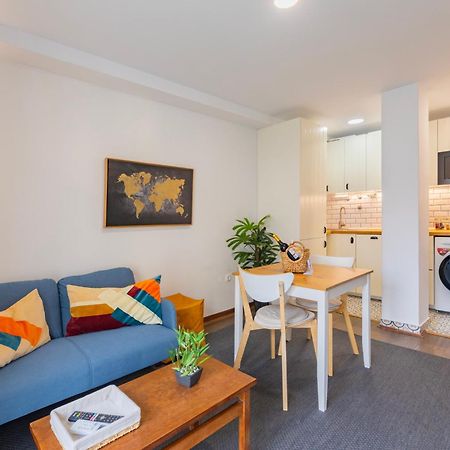 Cosy Remodeled Apartment In The City Center Fundao Bagian luar foto