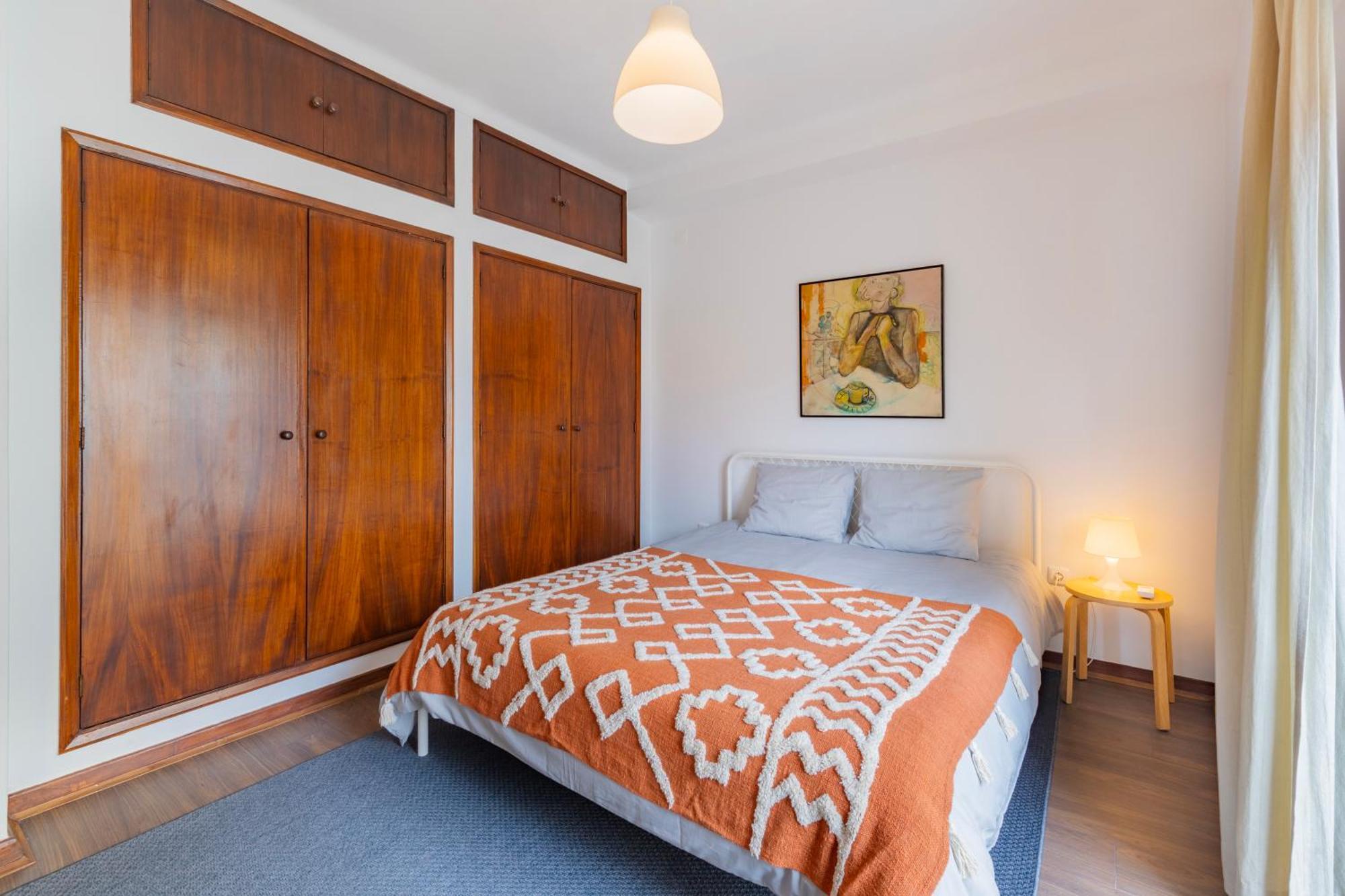 Cosy Remodeled Apartment In The City Center Fundao Bagian luar foto