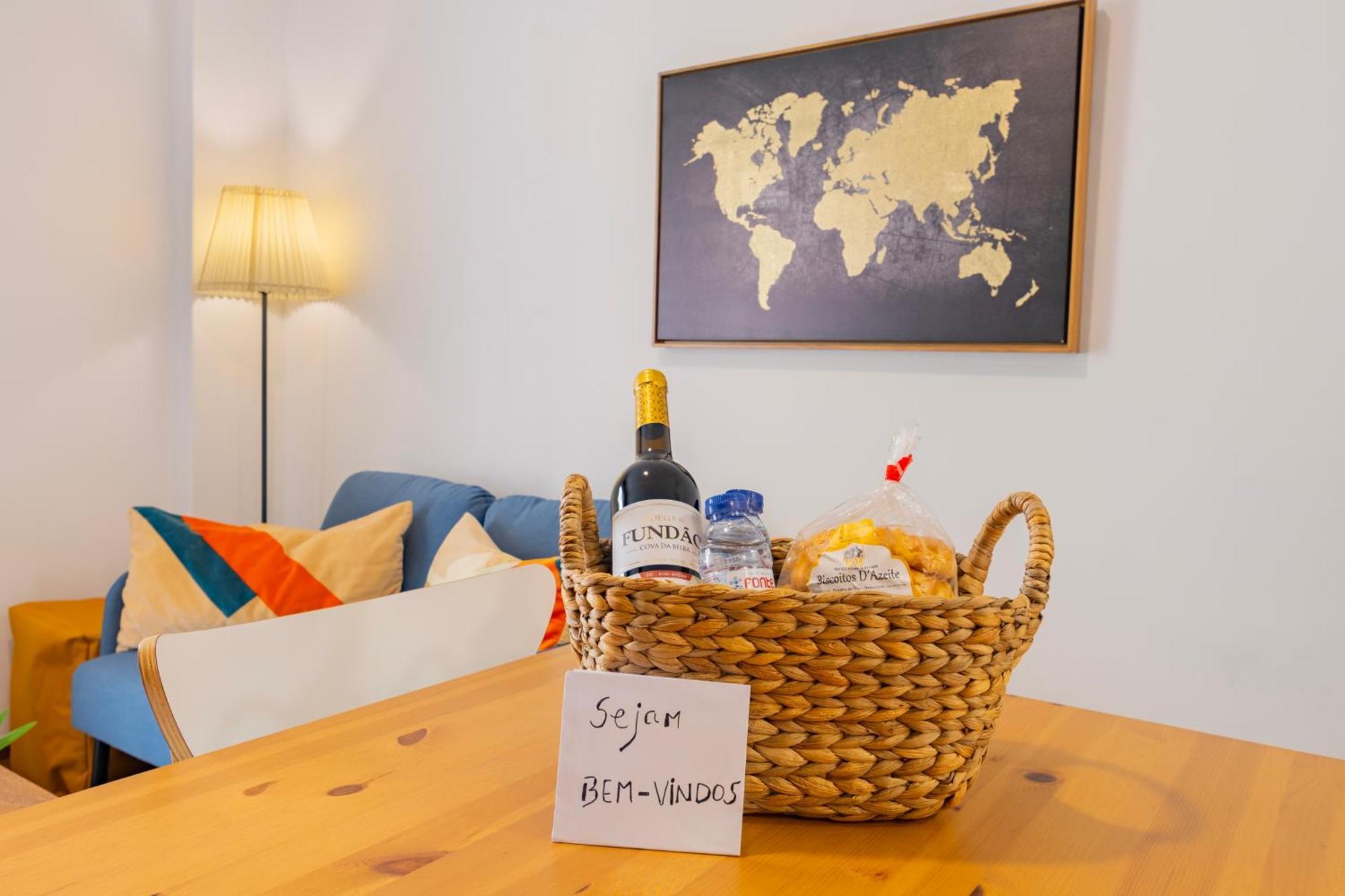 Cosy Remodeled Apartment In The City Center Fundao Bagian luar foto