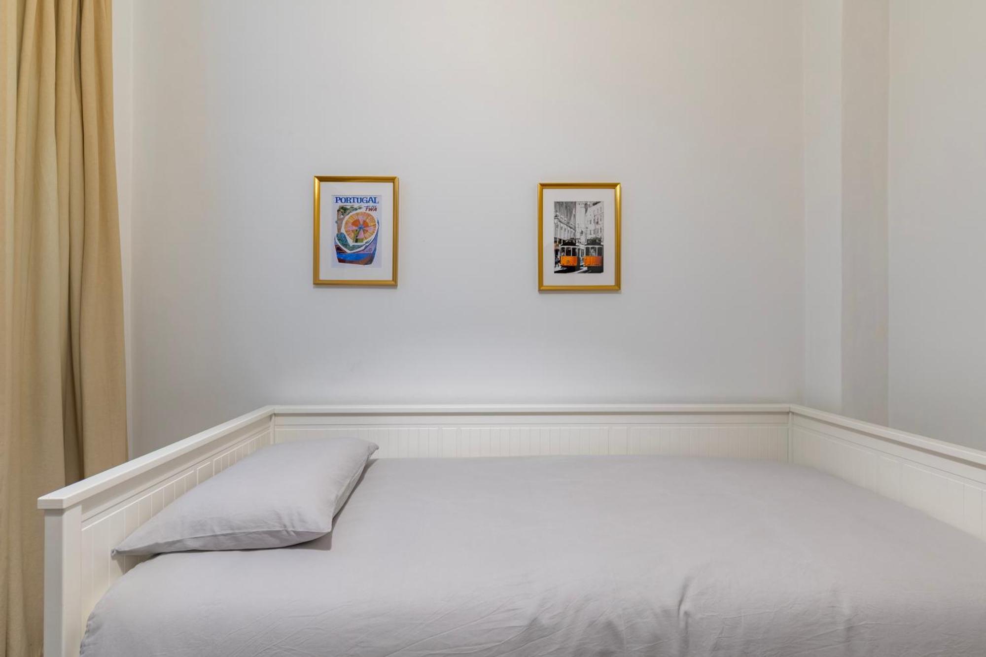Cosy Remodeled Apartment In The City Center Fundao Bagian luar foto