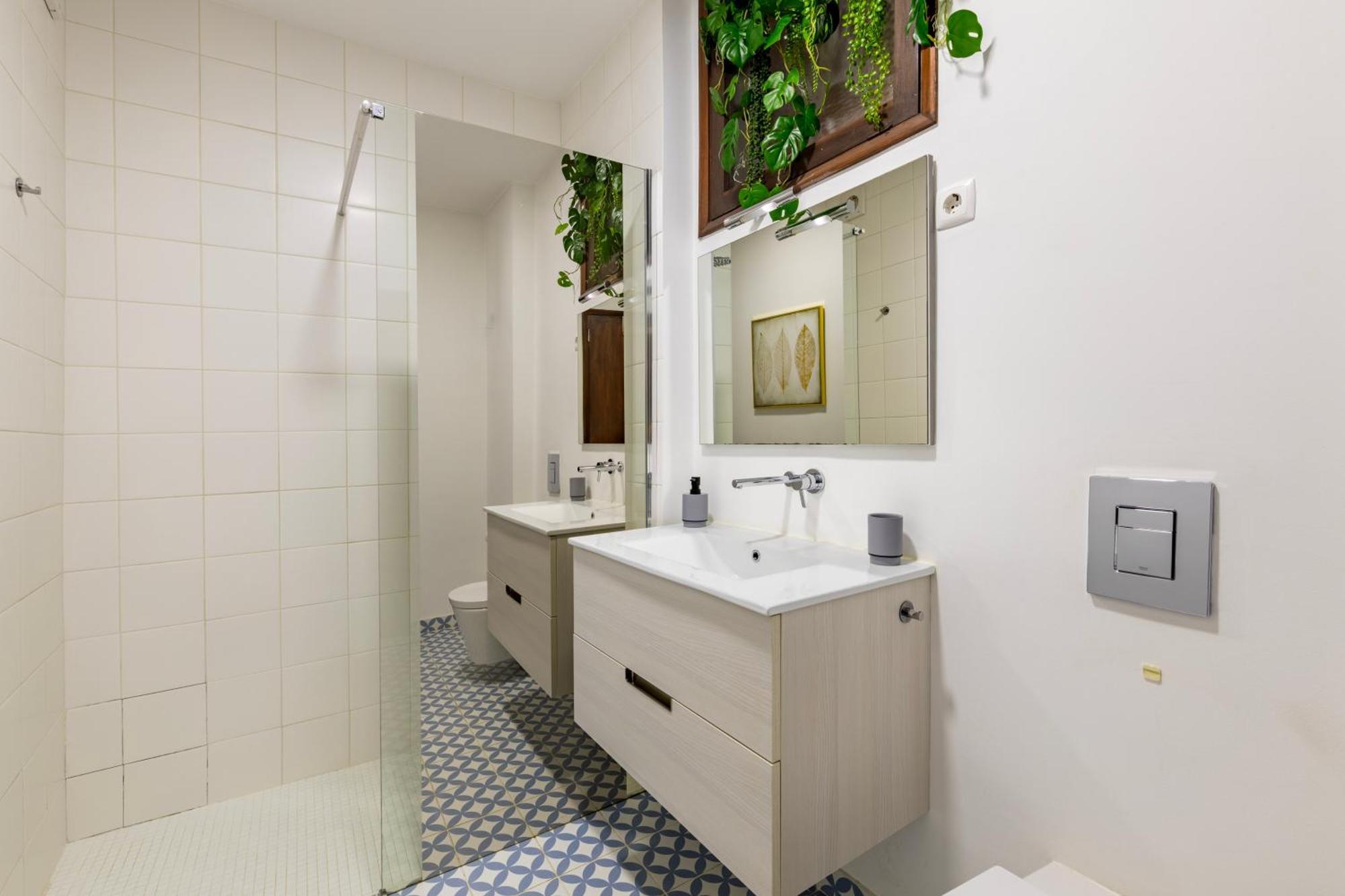 Cosy Remodeled Apartment In The City Center Fundao Bagian luar foto